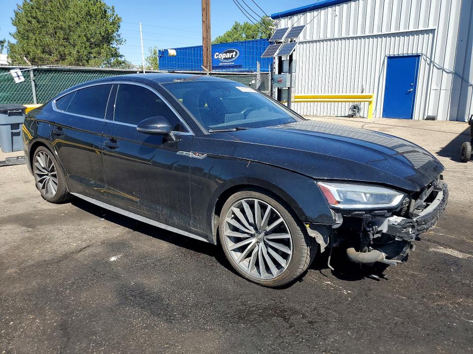 66128286 :رقم المزاد ، WAUENCF59JA047483 vin ، 2018 Audi A5 مزاد بيع