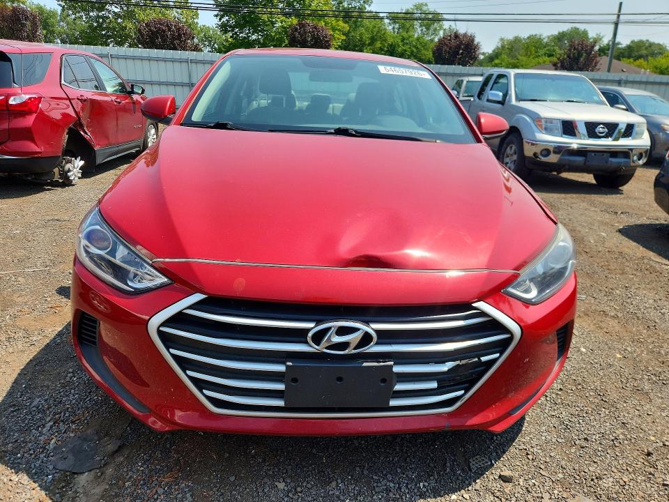 64657926 :رقم المزاد ، 5NPD74LF2HH066388 vin ، 2017 Hyundai Elantra مزاد بيع