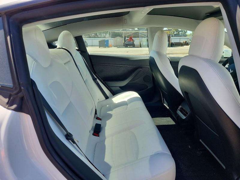 63573556 :رقم المزاد ، 5YJ3E1EA3MF995127 vin ، 2021 Tesla Model 3 مزاد بيع