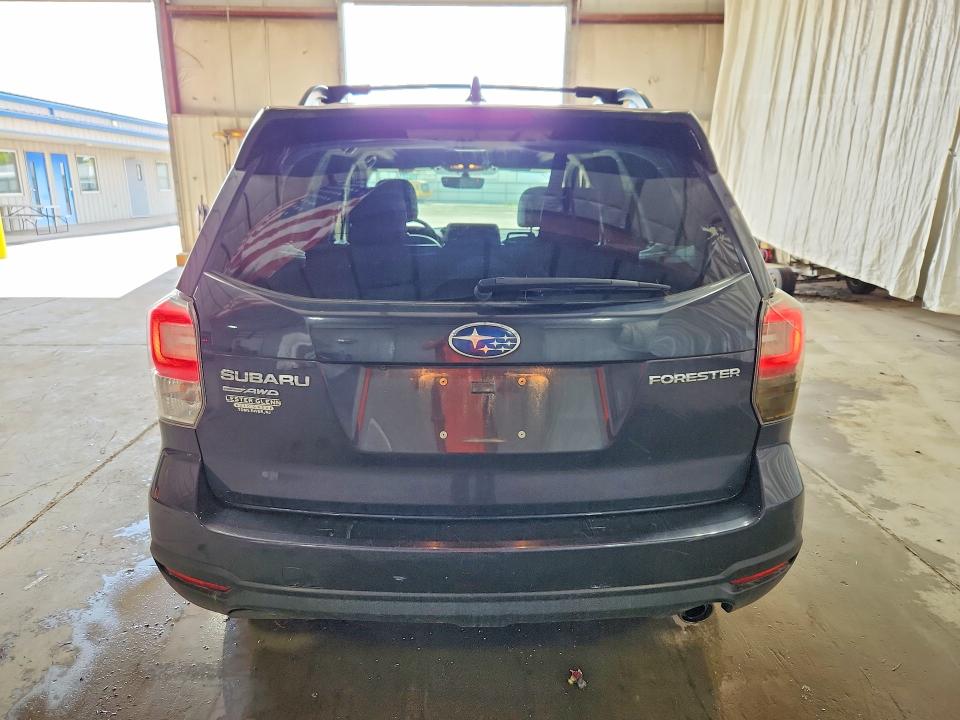 Продажа на аукционе авто 2018 Subaru Forester, vin: JF2SJAJC5JH523569, номер лота: 66597906