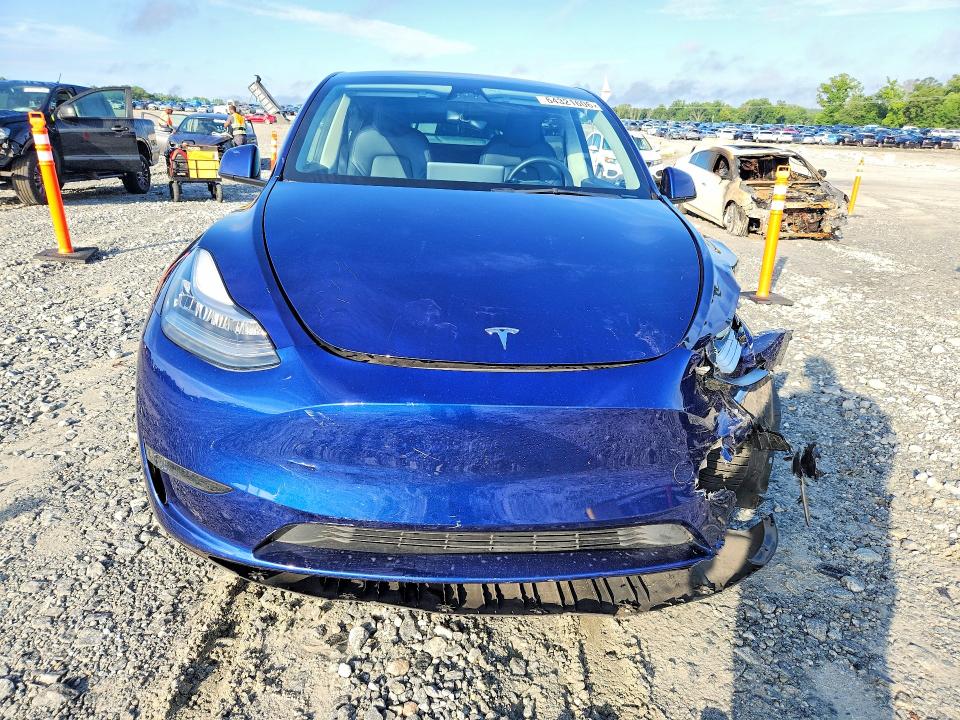 Продажа на аукционе авто 2023 Tesla Model Y, vin: 7SAYGDEE2PA075966, номер лота: 64321606