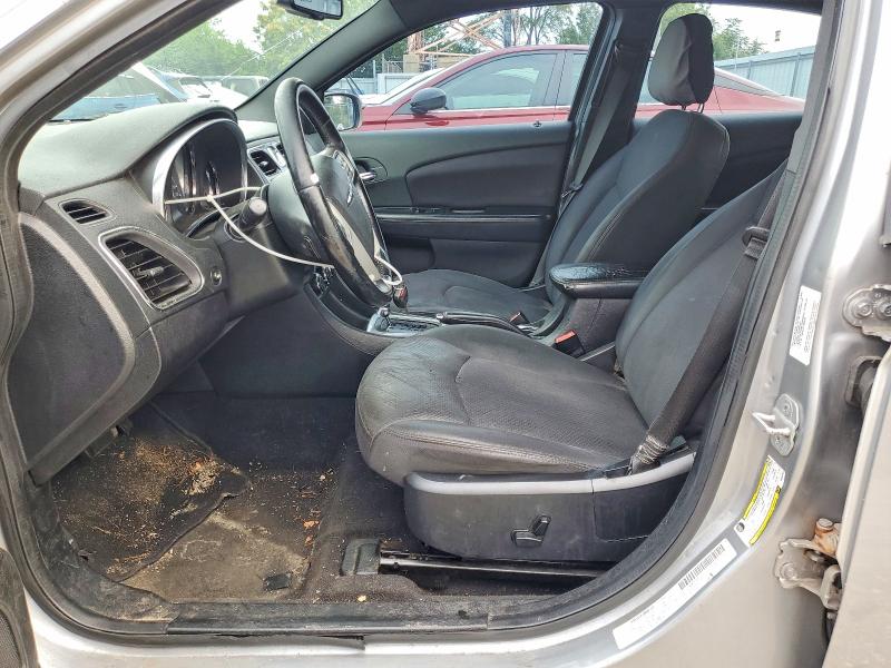 Продаж на аукціоні авто 2013 Chrysler 200, vin: 1C3CCBBB0DN584802, номер лоту: 64062056