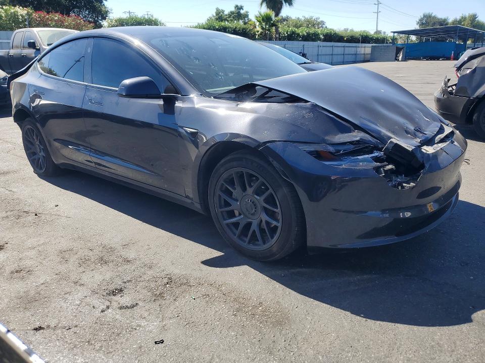 63808896 :رقم المزاد ، 5YJ3E1EA4SF995103 vin ، 2025 Tesla Model 3 مزاد بيع