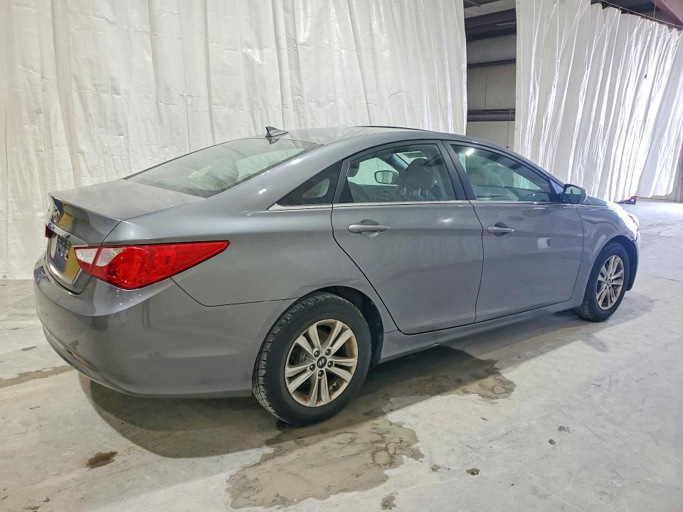 64200316 :رقم المزاد ، 5NPEB4AC8DH783450 vin ، 2013 Hyundai Sonata مزاد بيع