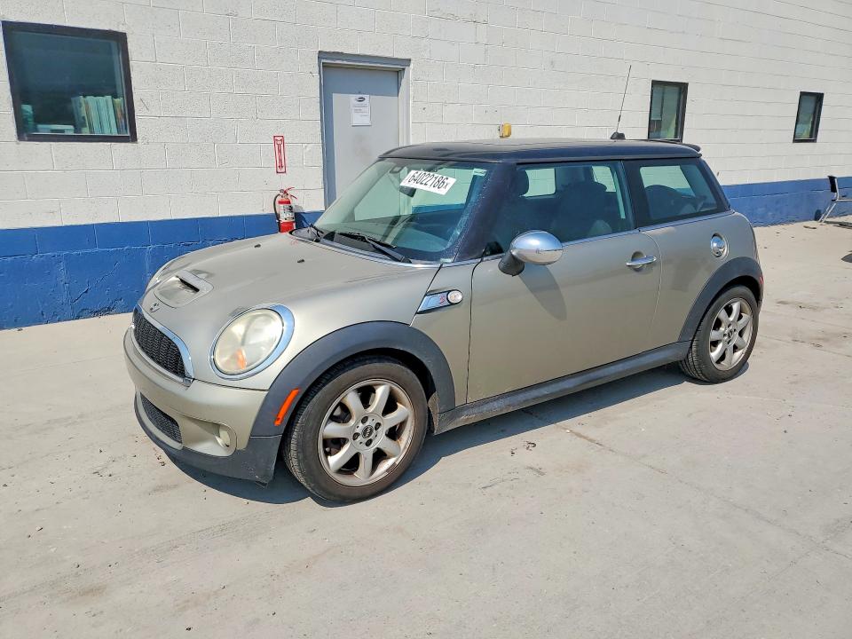 2009 Mini Cooper მანქანა იყიდება აუქციონზე, vin: WMWMF73569TT94340, აუქციონის ნომერი: 64022186