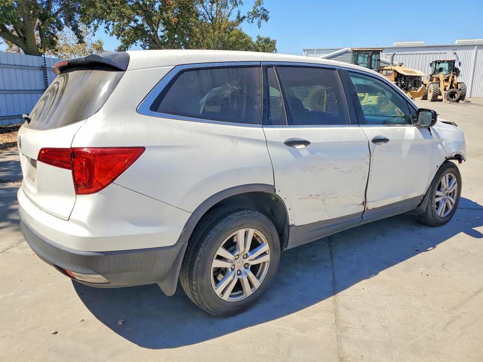 66482336 :رقم المزاد ، 5FNYF5H11HB044632 vin ، 2017 Honda Pilot مزاد بيع