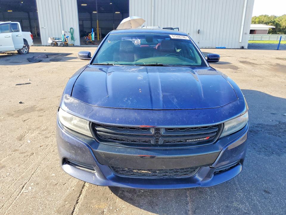 67288746 :رقم المزاد ، 2C3CDXAT6FH817596 vin ، 2015 Dodge Charger مزاد بيع