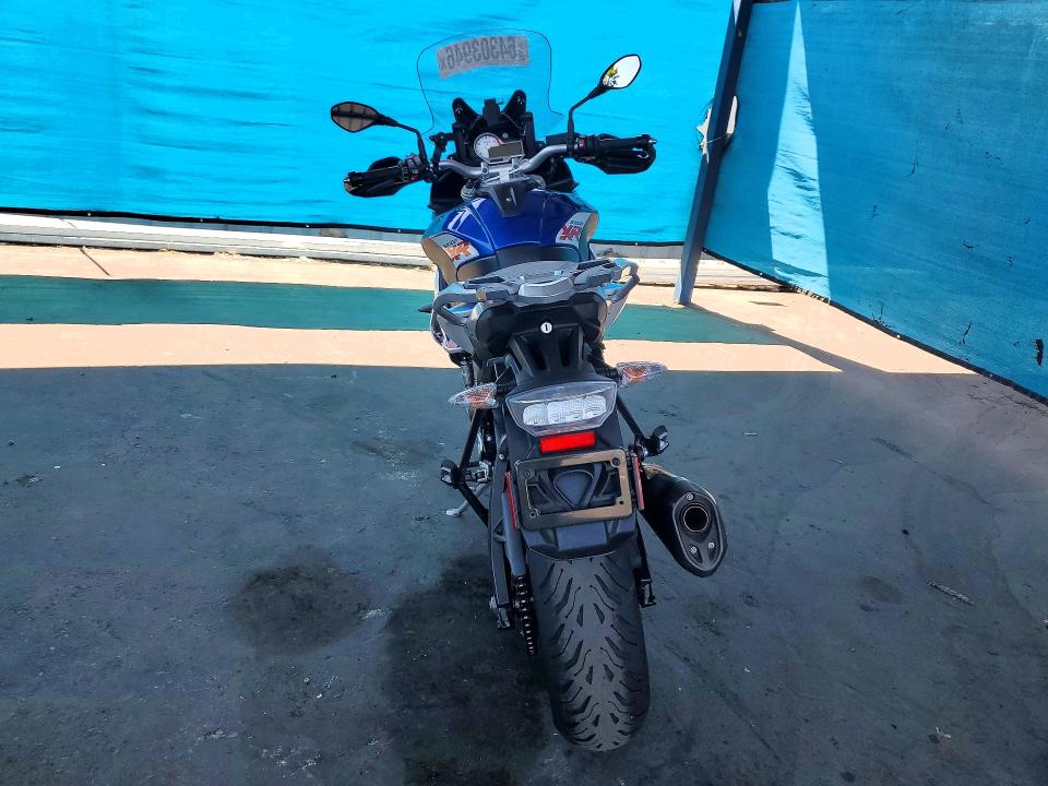 Продажа на аукционе авто 2018 Bmw S 1000, vin: WB10D1301JZ463376, номер лота: 64303946