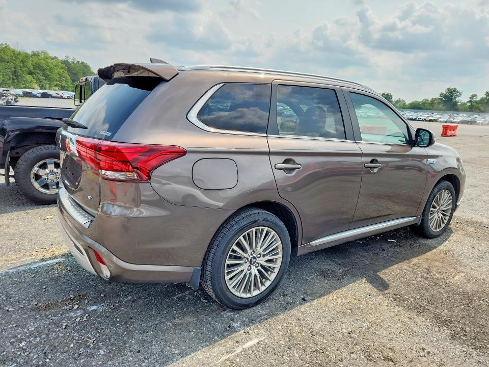 Продажа на аукционе авто 2022 Mitsubishi Outlander, vin: JA4J2VA78NZ055087, номер лота: 64848626