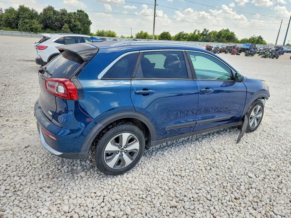 2018 Kia Niro მანქანა იყიდება აუქციონზე, vin: KNDCB3LCXJ5128491, აუქციონის ნომერი: 63786126