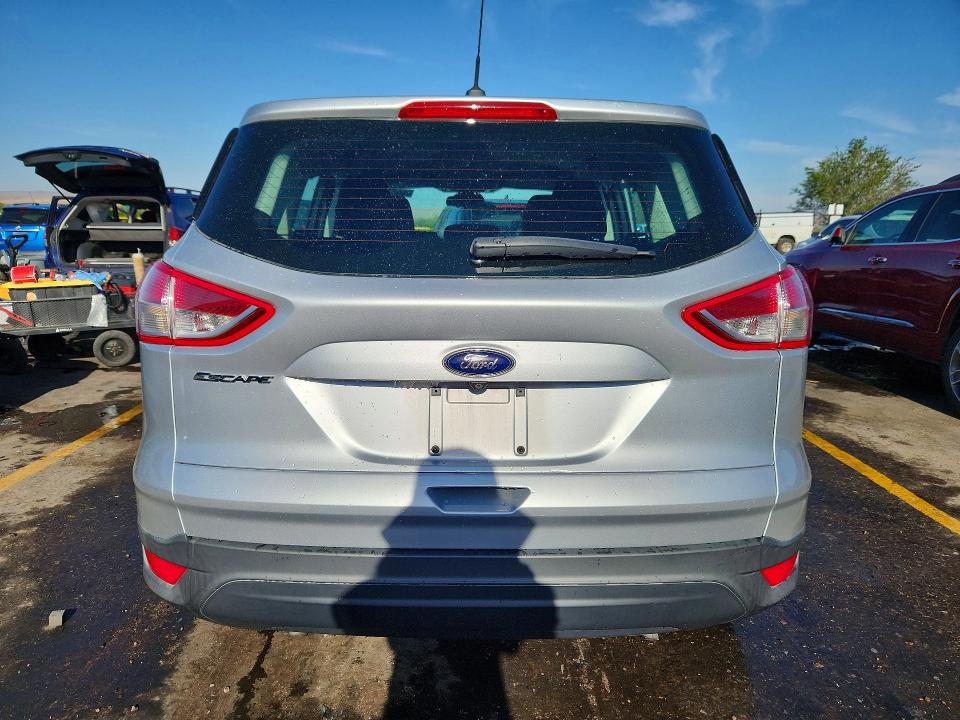66830326 :رقم المزاد ، 1FMCU0F73GUB07564 vin ، 2016 Ford Escape مزاد بيع