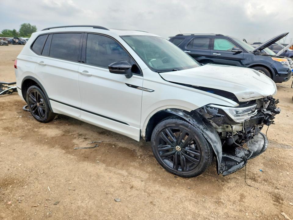 64286986 :رقم المزاد ، 3VV8B7AX4NM067983 vin ، 2022 Volkswagen Tiguan مزاد بيع