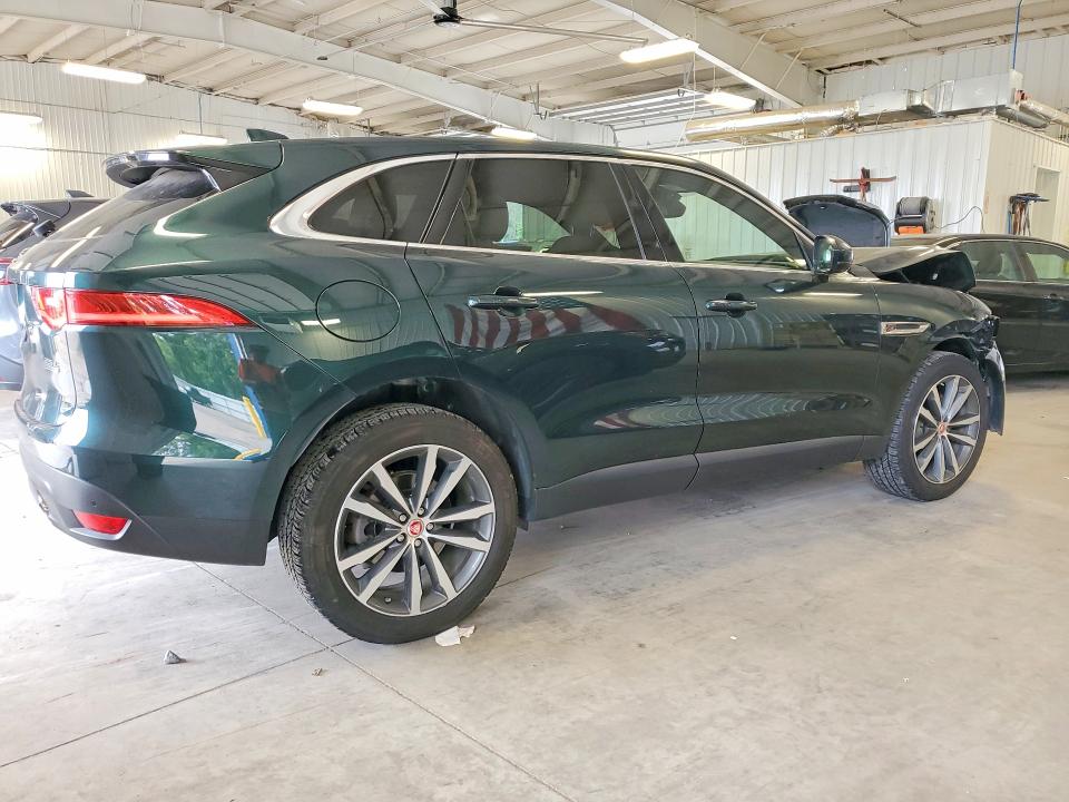 65953506 :رقم المزاد ، SADCK2BV5HA897161 vin ، 2017 Jaguar F-pace مزاد بيع