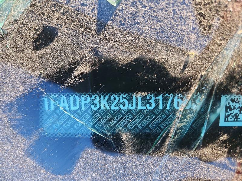 65136596 :رقم المزاد ، 1FADP3K25JL317663 vin ، 2018 Ford Focus مزاد بيع