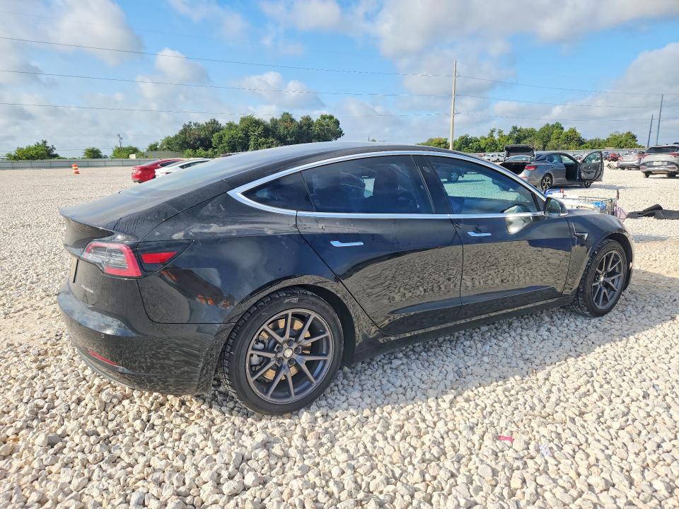 2019 Tesla Model 3 მანქანა იყიდება აუქციონზე, vin: 5YJ3E1EBXKF193390, აუქციონის ნომერი: 64244396