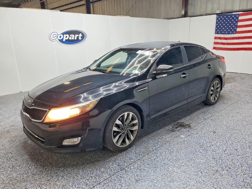 66444806 :رقم المزاد ، 5XXGR4A7XFG512928 vin ، 2015 Kia Optima مزاد بيع