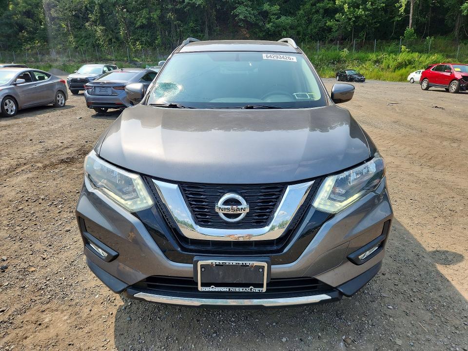 64293426 :رقم المزاد ، 5N1AT2MM1HC744149 vin ، 2017 Nissan Rogue مزاد بيع