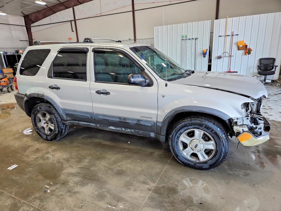 66451576 :رقم المزاد ، 1FMYU04162KB22875 vin ، 2002 Ford Escape مزاد بيع
