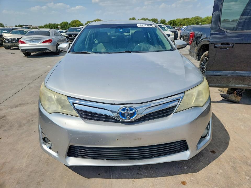 64124016 :رقم المزاد ، 4T1BD1FK0CU061367 vin ، 2012 Toyota Camry Hybrid مزاد بيع