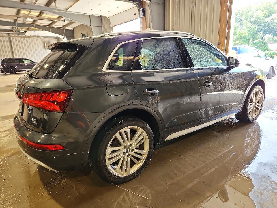 Продаж на аукціоні авто 2018 Audi Q5, vin: WA1BNAFY1J2054694, номер лоту: 65809126