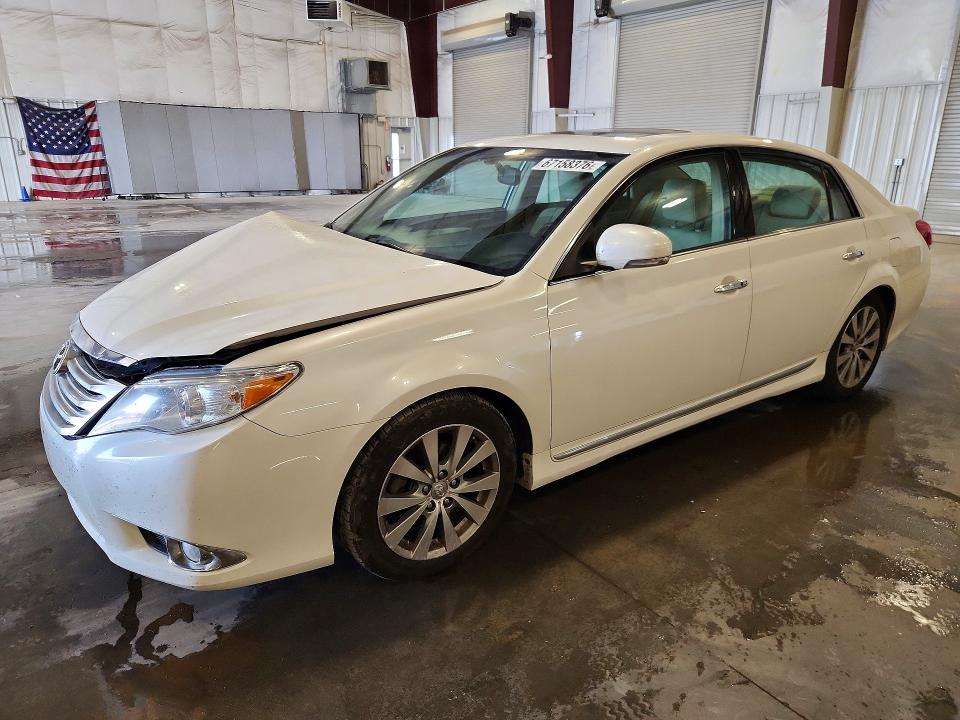 67158376 :رقم المزاد ، 4T1BK3DB6CU473443 vin ، 2012 Toyota Avalon مزاد بيع