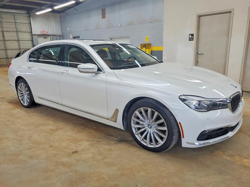 2018 Bmw 740 მანქანა იყიდება აუქციონზე, vin: WBA7E2C53JG743146, აუქციონის ნომერი: 63992956