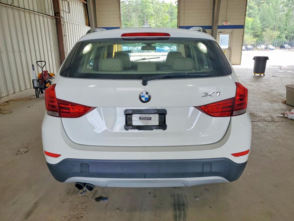 2015 Bmw X1 მანქანა იყიდება აუქციონზე, vin: WBAVL1C54FVY40446, აუქციონის ნომერი: 65695046