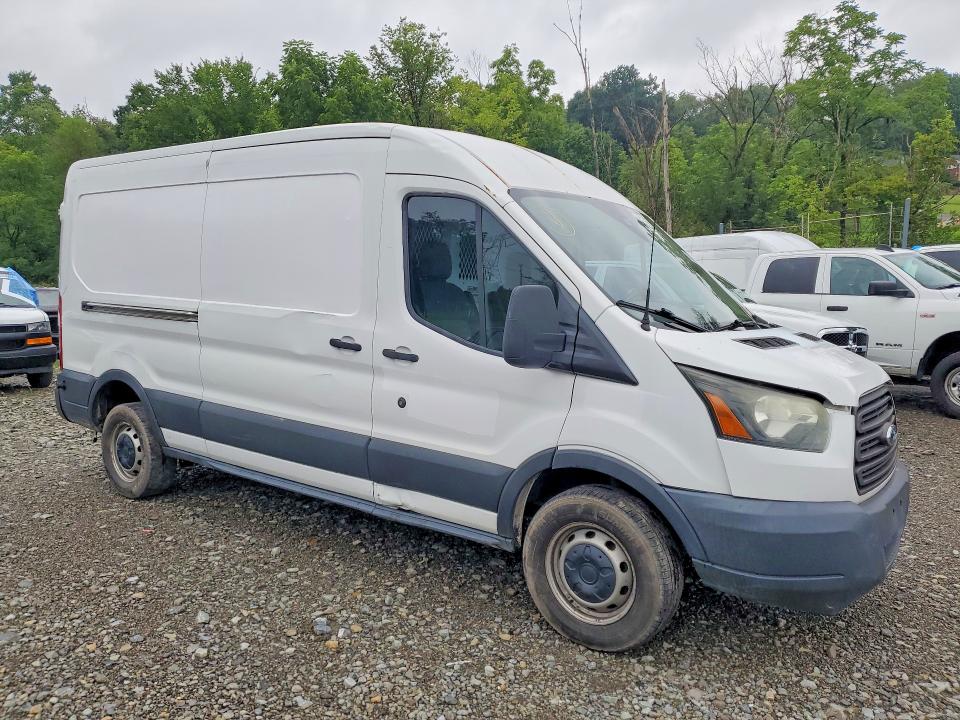 63020046 :رقم المزاد ، 1FTNR2CM4FKA54842 vin ، 2015 Ford Transit مزاد بيع