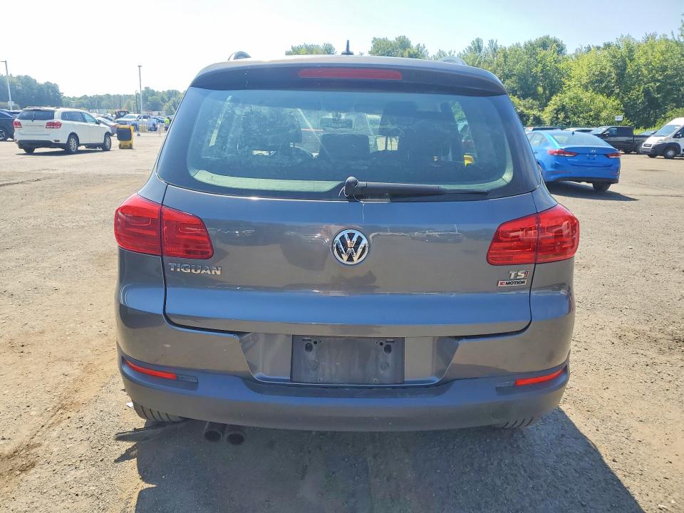2016 Volkswagen Tiguan მანქანა იყიდება აუქციონზე, vin: WVGBV7AX1GW580182, აუქციონის ნომერი: 64216056