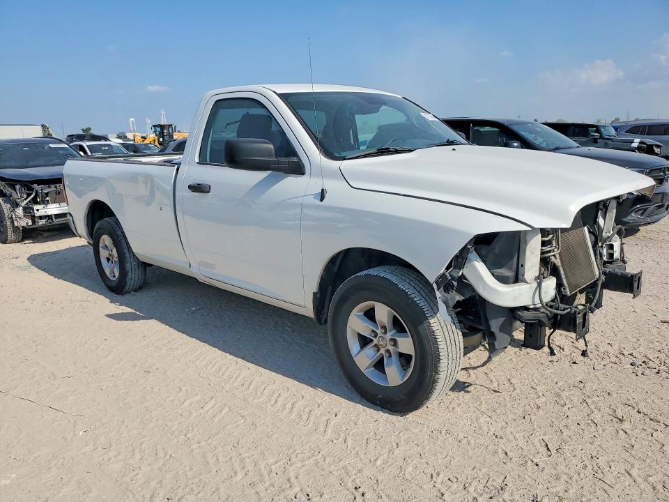 61737946 :رقم المزاد ، 3C6JR6DT4KG561504 vin ، 2019 Ram 1500 Classic مزاد بيع
