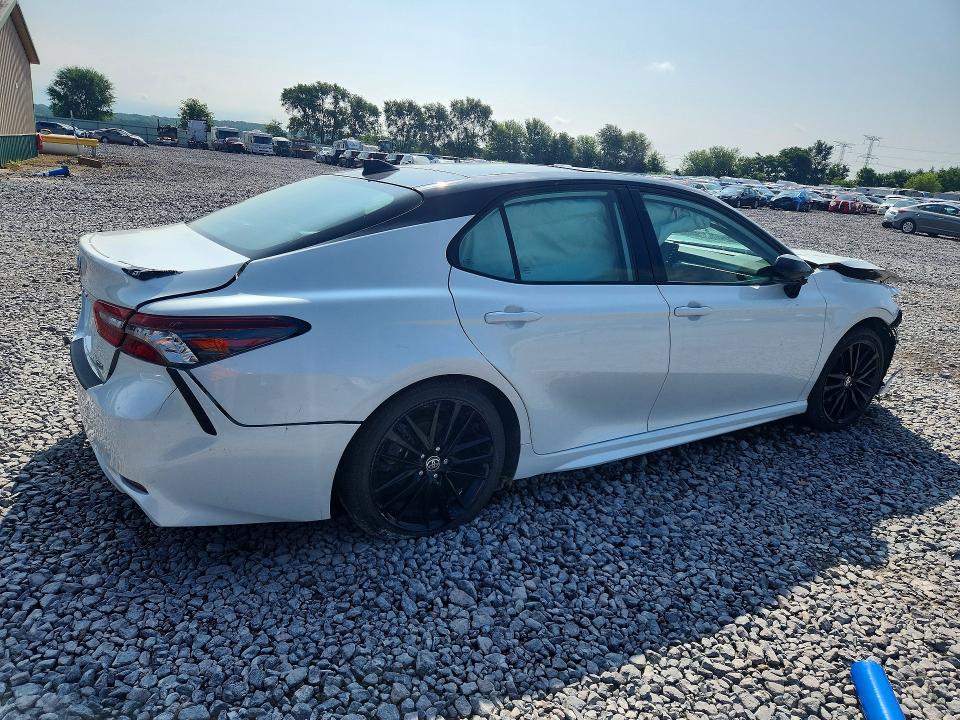 63756346 :رقم المزاد ، 4T1K61AK1PU141364 vin ، 2023 Toyota Camry مزاد بيع