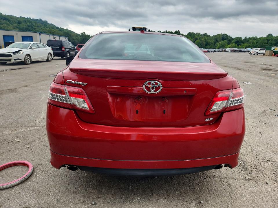 2011 Toyota Camry მანქანა იყიდება აუქციონზე, vin: 4T1BF3EK1BU672644, აუქციონის ნომერი: 64963166