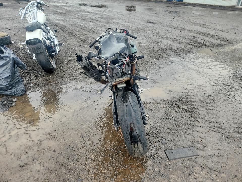 64979396 :رقم المزاد ، JYARN23E1BA009536 vin ، 2011 Yamaha Yzfr1 مزاد بيع