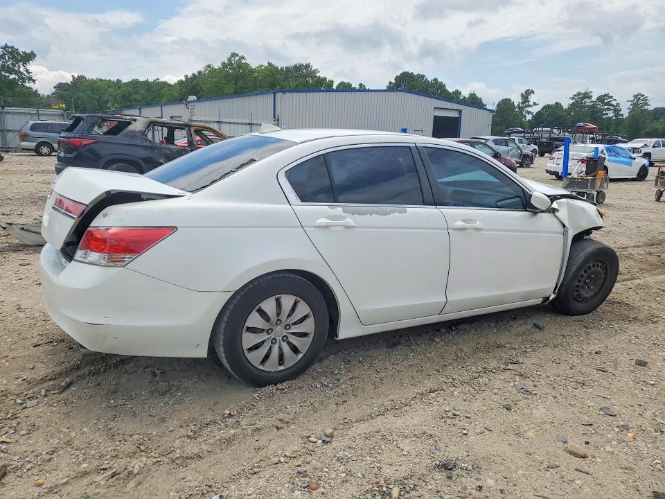 63488526 :رقم المزاد ، 1HGCP2F32BA035398 vin ، 2011 Honda Accord مزاد بيع