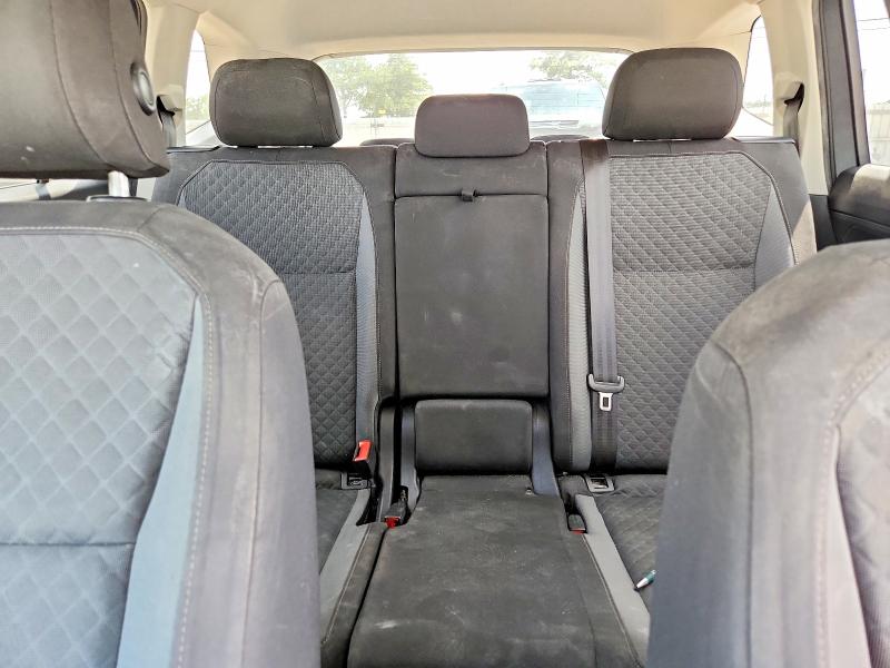 2018 Volkswagen Tiguan მანქანა იყიდება აუქციონზე, vin: 3VV1B7AX7JM204829, აუქციონის ნომერი: 64293196