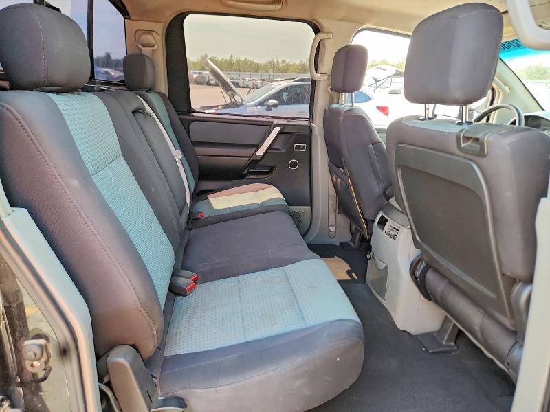 2004 Nissan Titan მანქანა იყიდება აუქციონზე, vin: 1N6AA07AX4N577060, აუქციონის ნომერი: 64672836