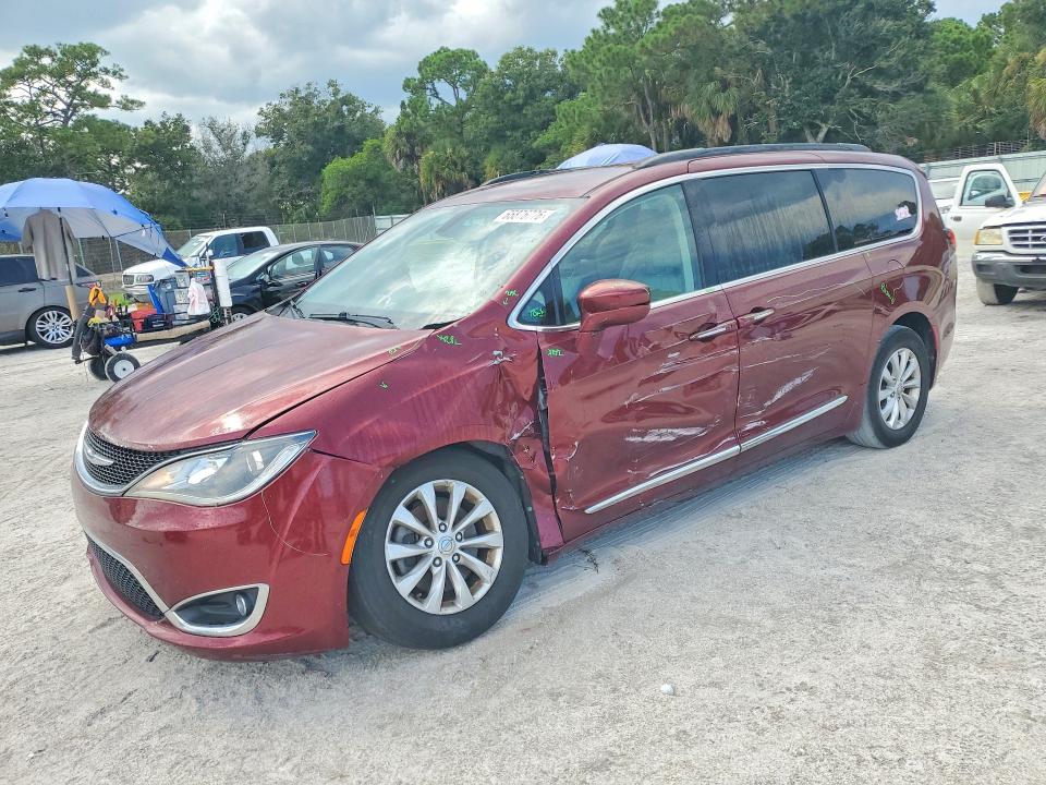 2017 Chrysler Pacifica მანქანა იყიდება აუქციონზე, vin: 2C4RC1BG6HR534068, აუქციონის ნომერი: 65876776