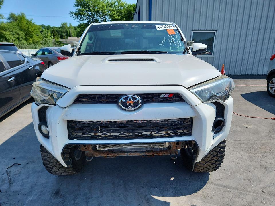 2016 Toyota 4runner მანქანა იყიდება აუქციონზე, vin: JTEBU5JR8G5303429, აუქციონის ნომერი: 64740356