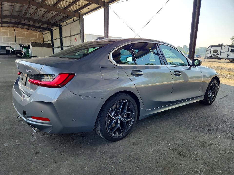 64233916 :رقم المزاد ، 3MW89CW06T8G52534 vin ، 2026 Bmw 330xi مزاد بيع