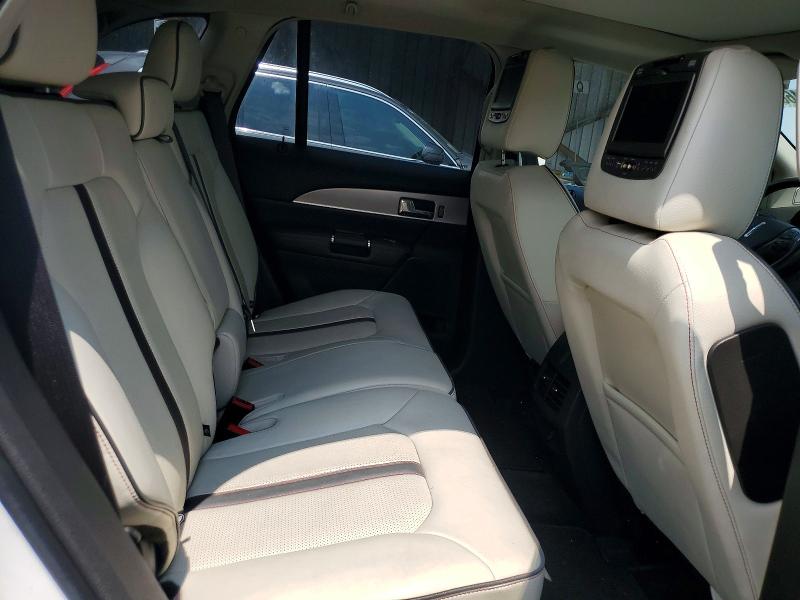 2015 Lincoln Mkx მანქანა იყიდება აუქციონზე, vin: 2LMDJ8JKXFBL25744, აუქციონის ნომერი: 64816466
