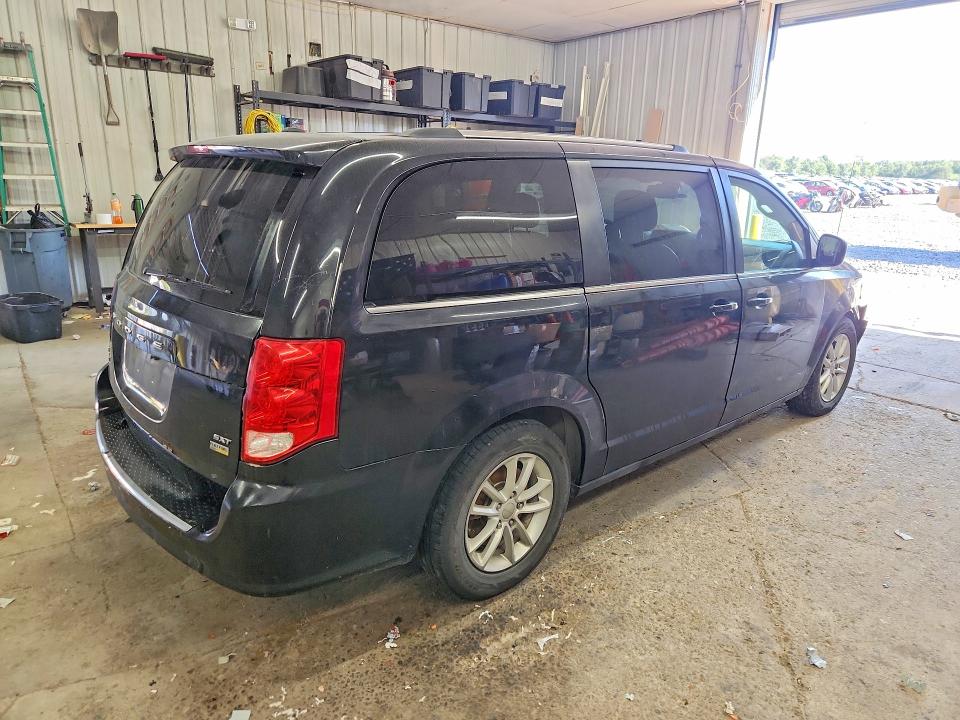 2019 Dodge Grand Caravan მანქანა იყიდება აუქციონზე, vin: 2C4RDGCG0KR765490, აუქციონის ნომერი: 66844826