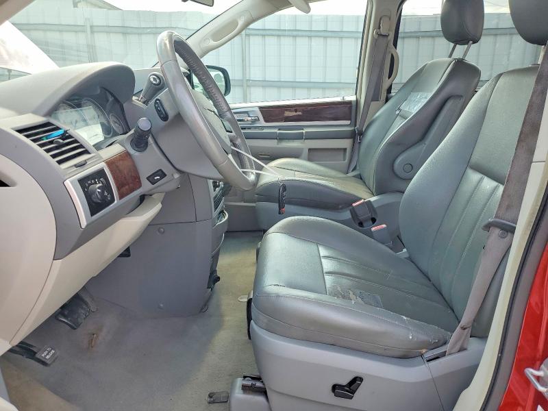 2010 Chrysler Town & Country მანქანა იყიდება აუქციონზე, vin: 2A4RR5D10AR110030, აუქციონის ნომერი: 63859126