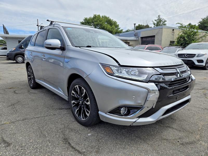 2018 Mitsubishi Outlander მანქანა იყიდება აუქციონზე, vin: JA4J24A55JZ051064, აუქციონის ნომერი: 65999576