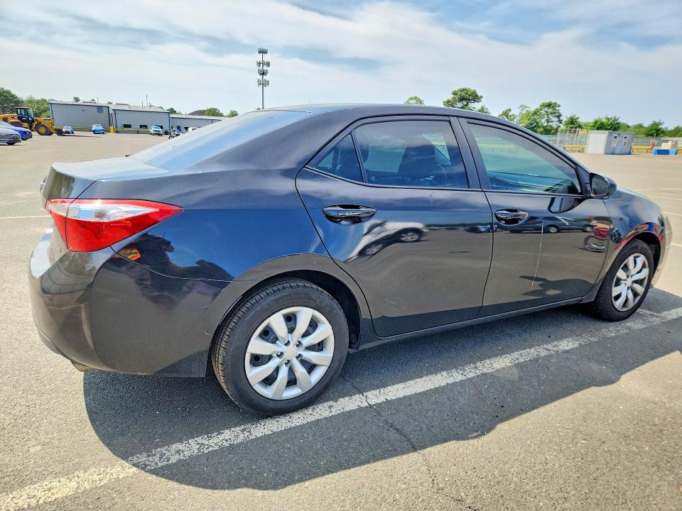 Продаж на аукціоні авто 2016 Toyota Corolla, vin: 5YFBURHE4GP399769, номер лоту: 64447266