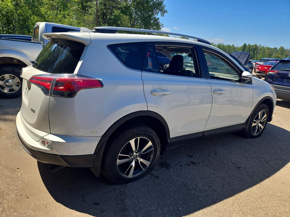 Auction sale of the 2018 Toyota Rav4, vin: 2T3WFREV3JW411519, lot number: 65610206