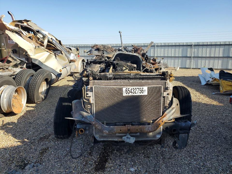 Auction sale of the 2018 Freightliner Cascadia 126, vin: 3AKJHHDR1JSJR8041, lot number: 65432756