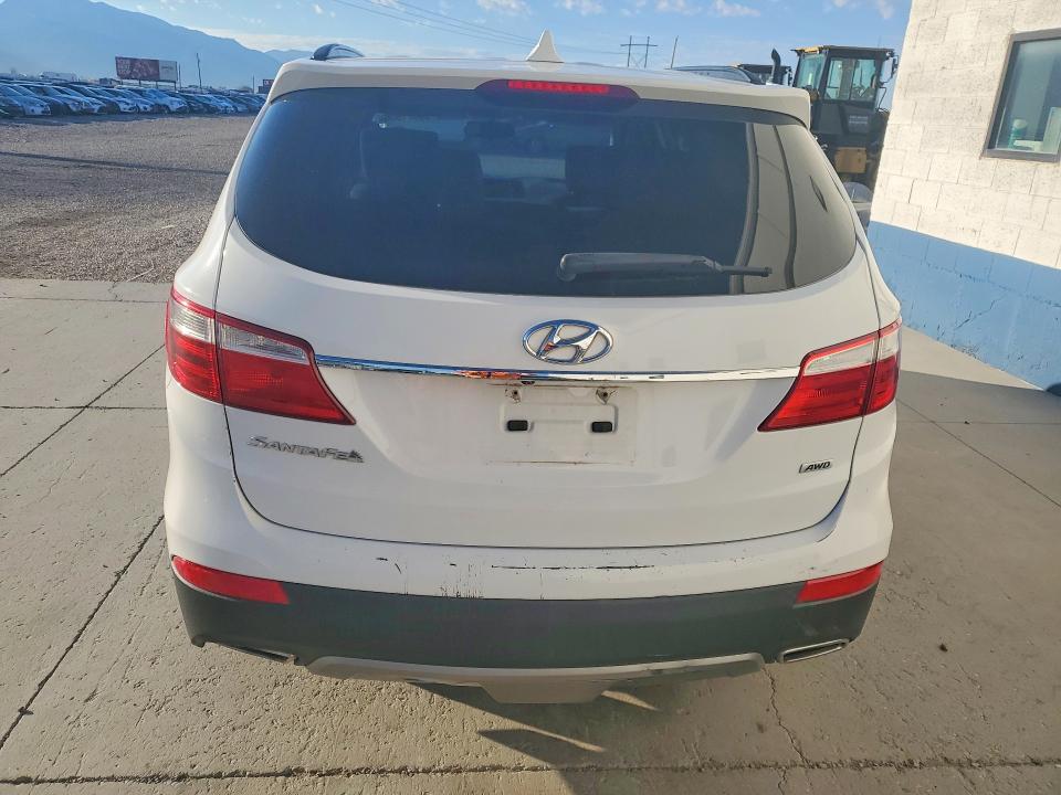 2014 Hyundai Santa Fe მანქანა იყიდება აუქციონზე, vin: KM8SMDHF5EU067119, აუქციონის ნომერი: 66821536