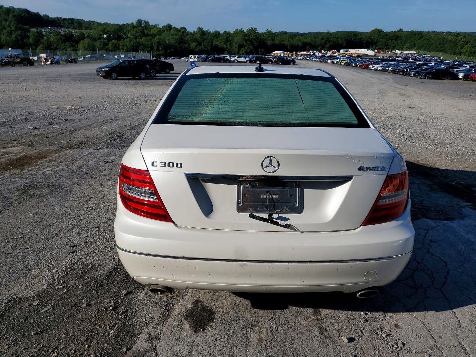 Продаж на аукціоні авто 2013 Mercedes-benz C, vin: WDDGF8AB9DR290032, номер лоту: 63303426