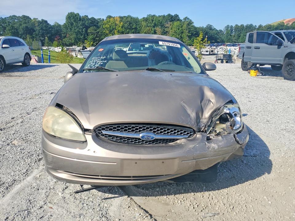 65791956 :رقم المزاد ، 1FAFP53U32A215876 vin ، 2002 Ford Taurus مزاد بيع