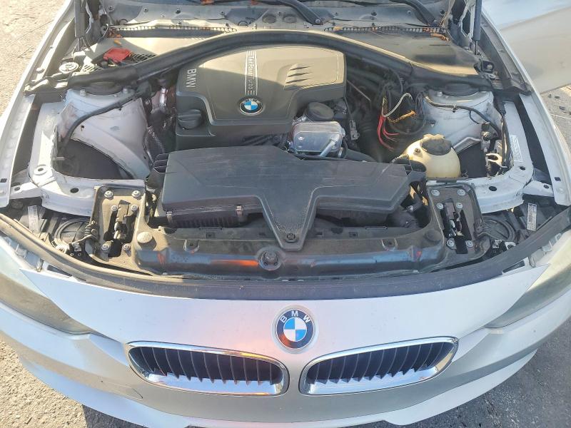 66262416 :رقم المزاد ، WBA3B1C56DF462468 vin ، 2013 Bmw 320 مزاد بيع